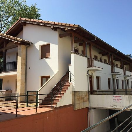 Apartamentos Rurales La Fuente Pesués Buitenkant foto